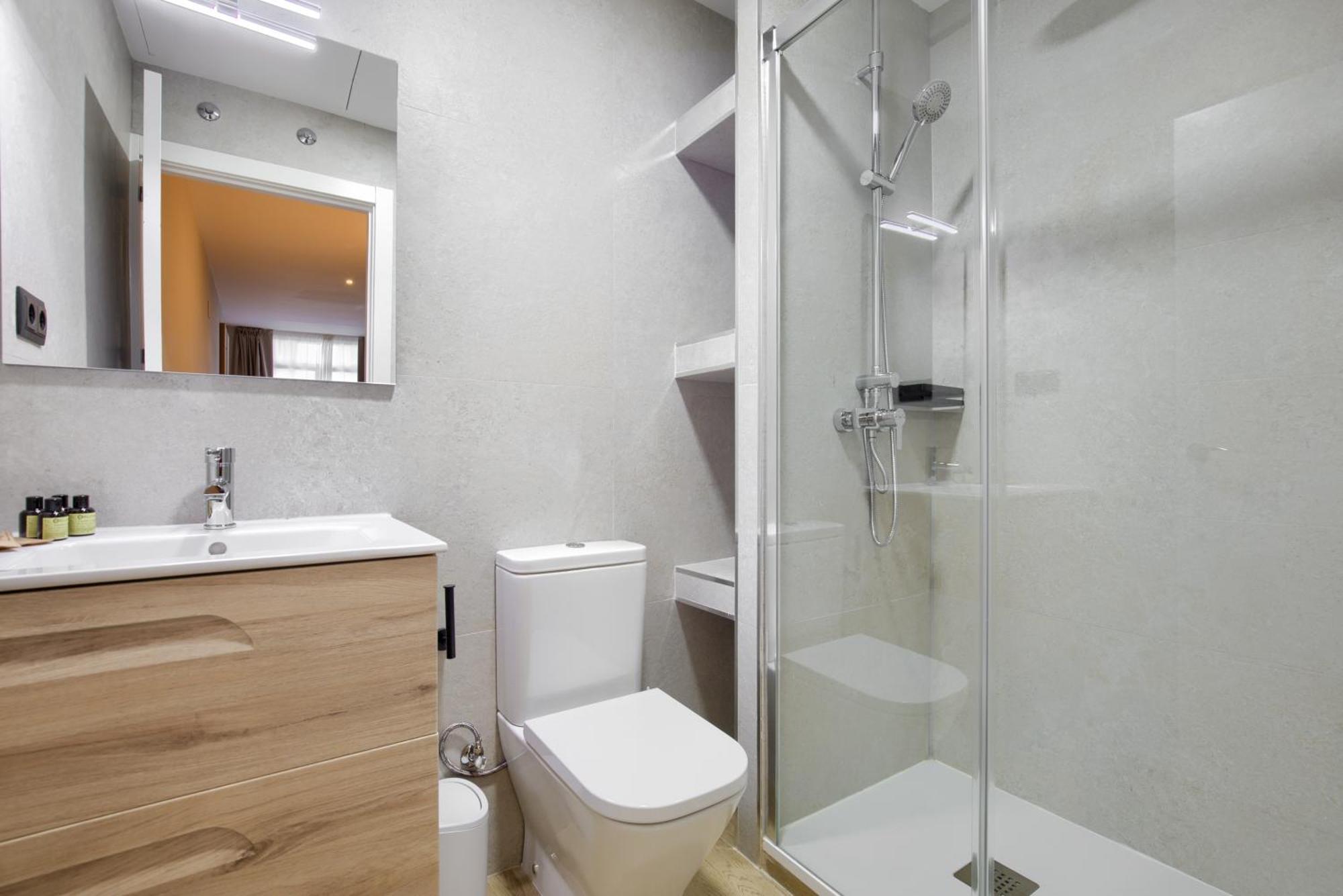 Dobo Madrid Murillo Chambre photo