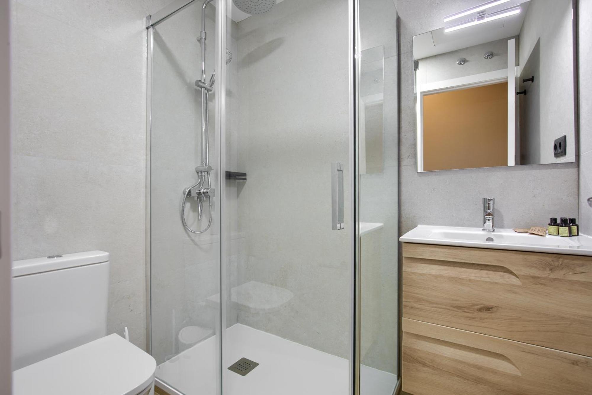 Dobo Madrid Murillo Chambre photo