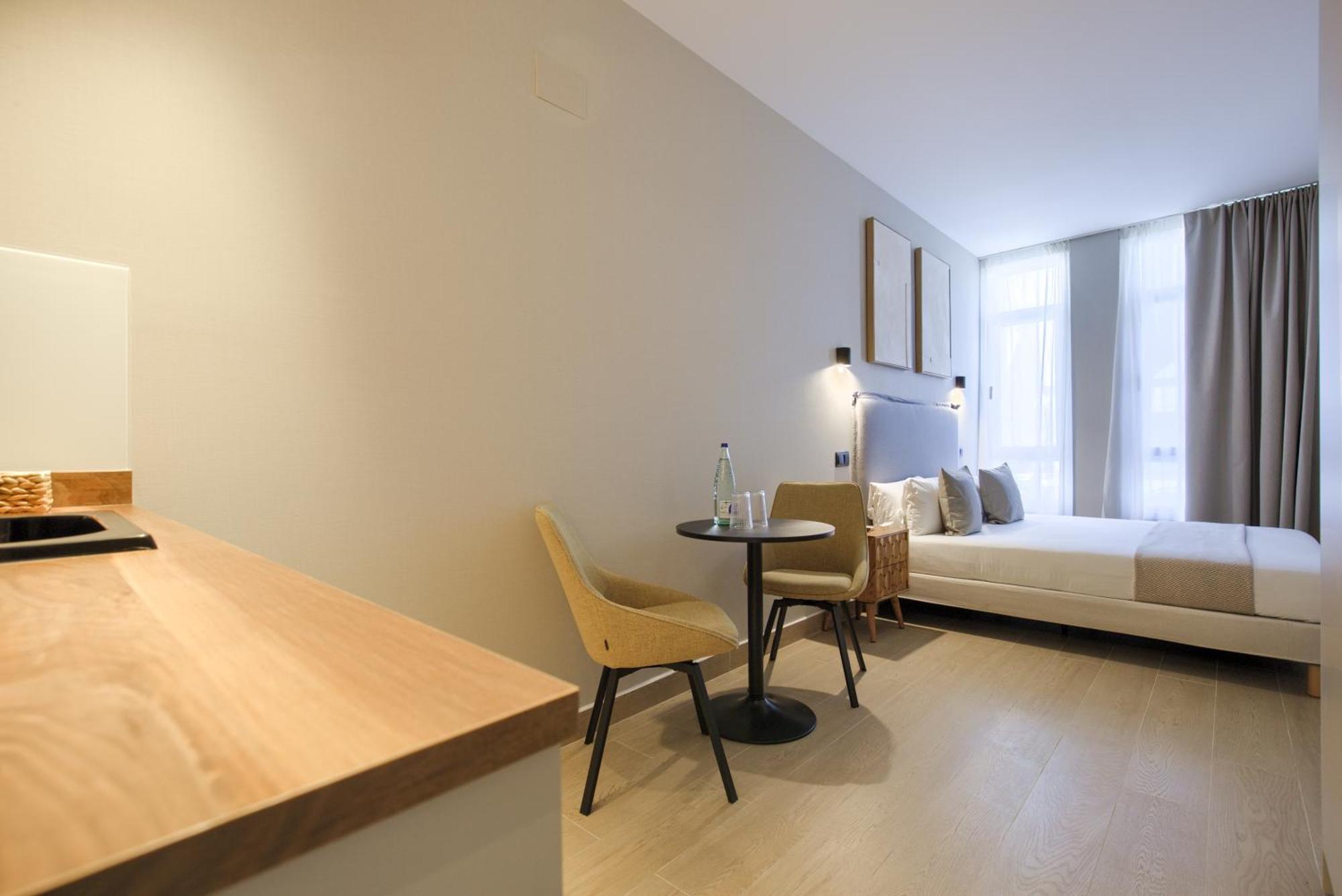 Dobo Madrid Murillo Chambre photo