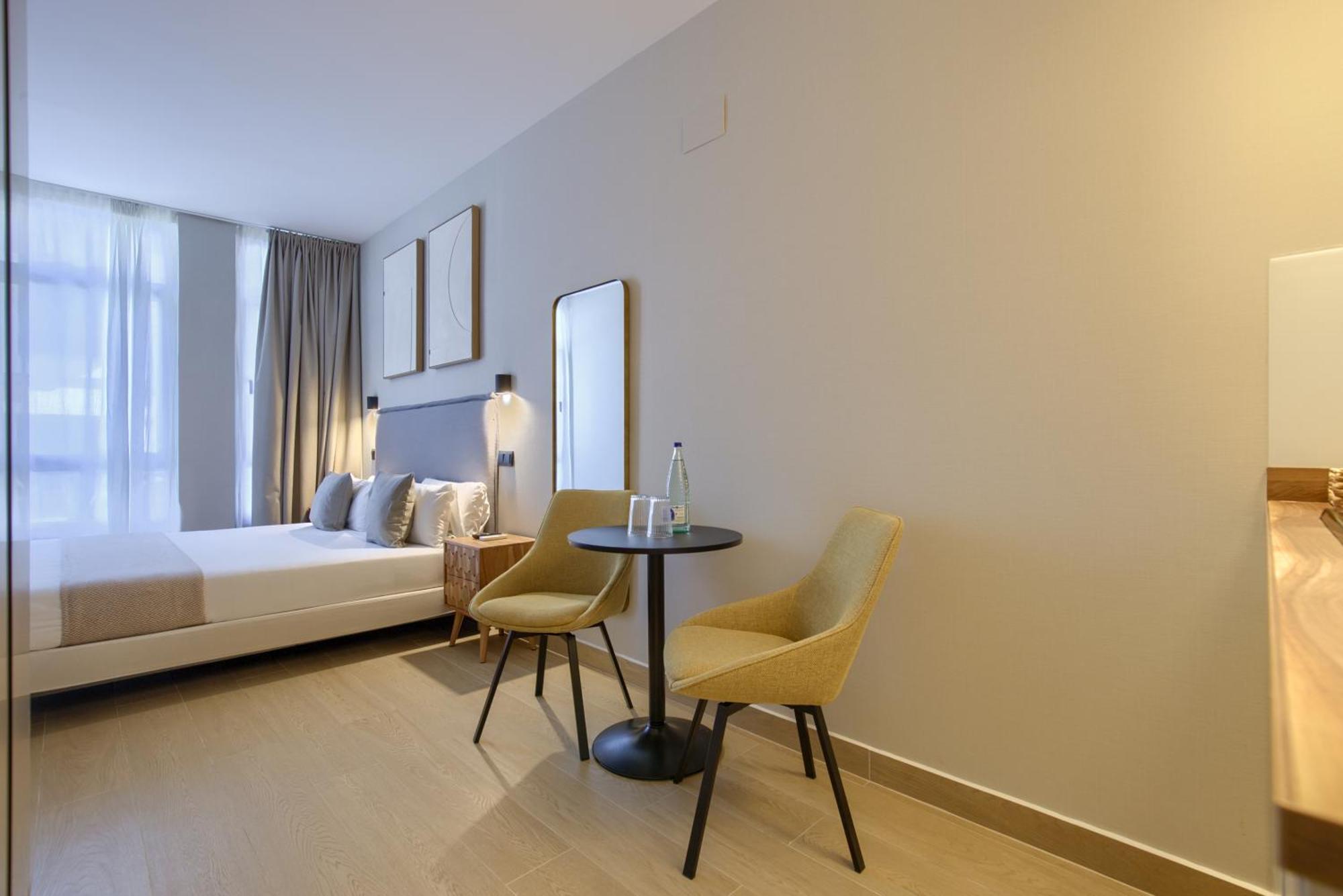 Dobo Madrid Murillo Chambre photo