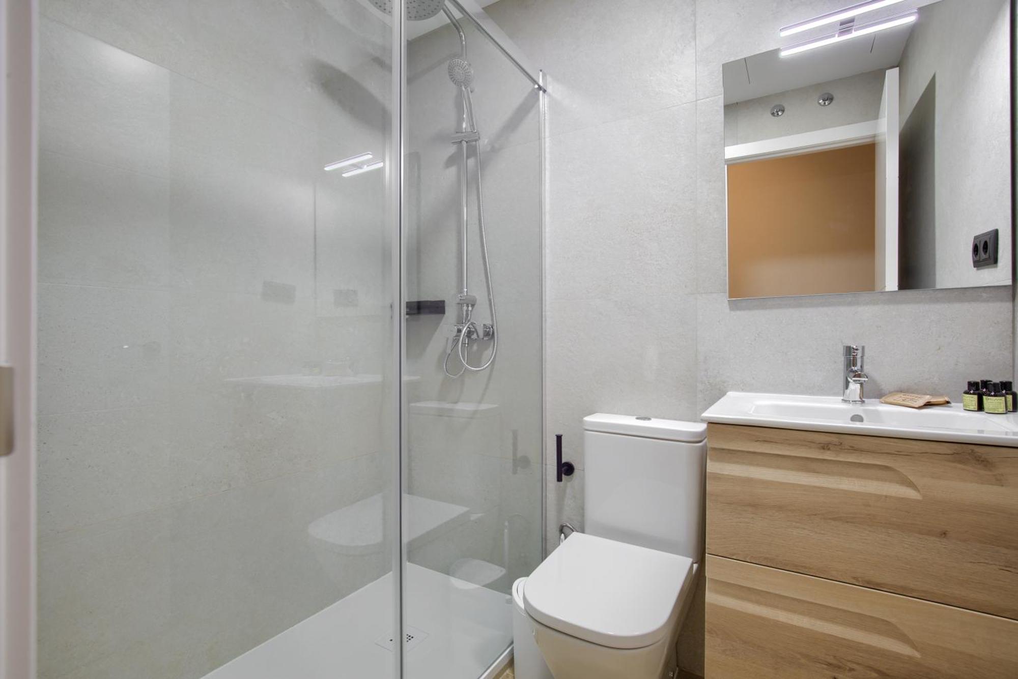 Dobo Madrid Murillo Chambre photo