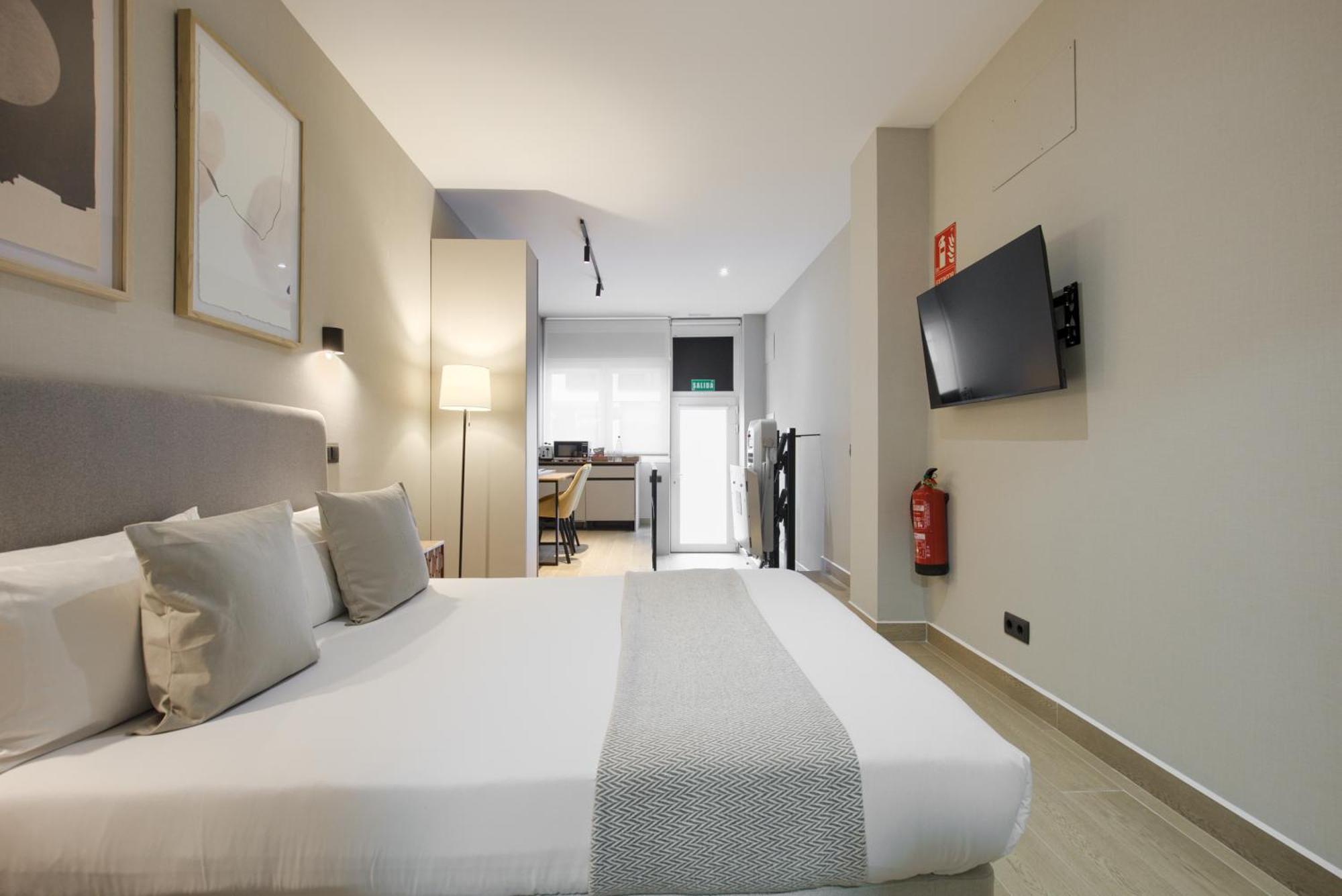 Dobo Madrid Murillo Chambre photo