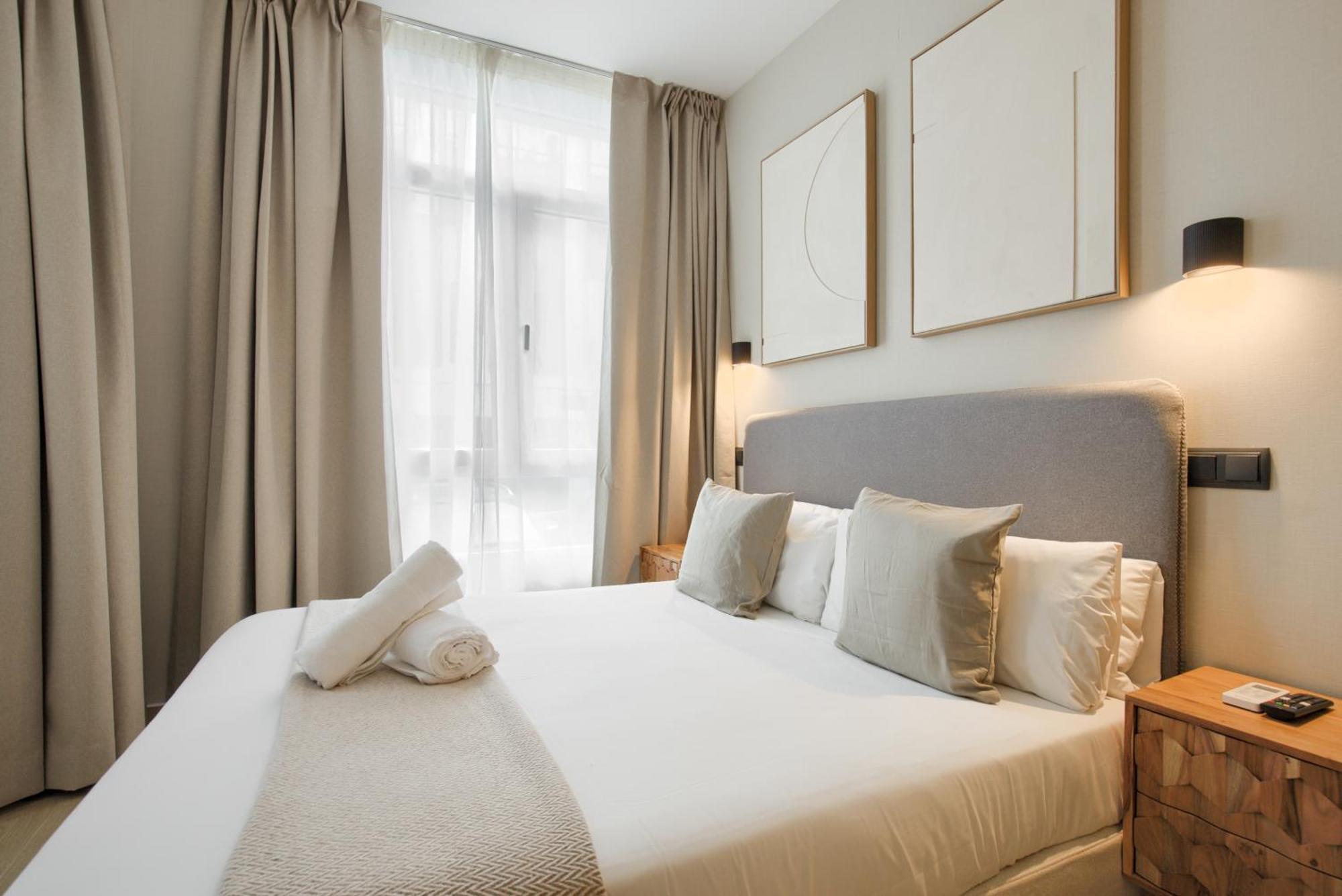 Dobo Madrid Murillo Chambre photo