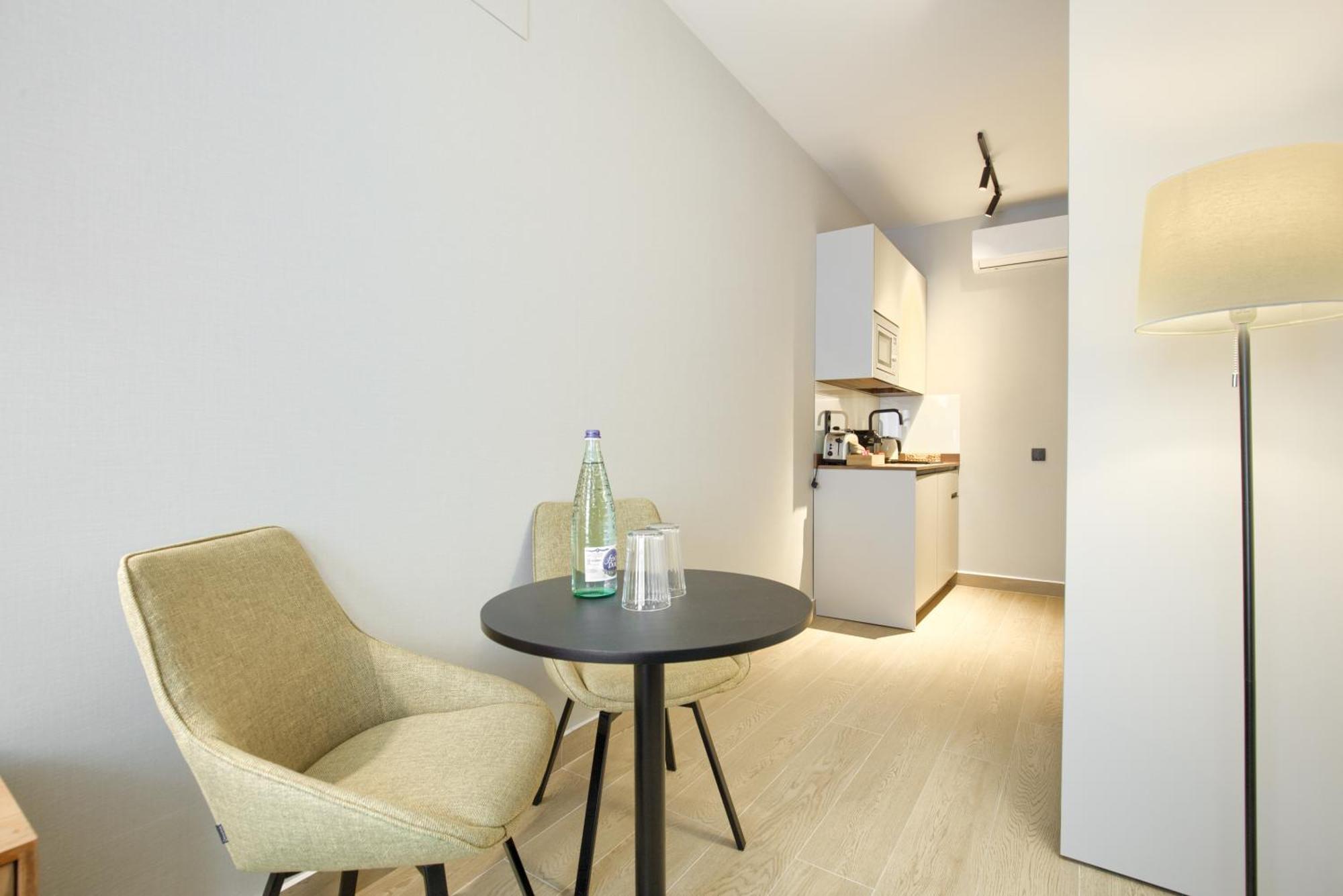 Dobo Madrid Murillo Chambre photo