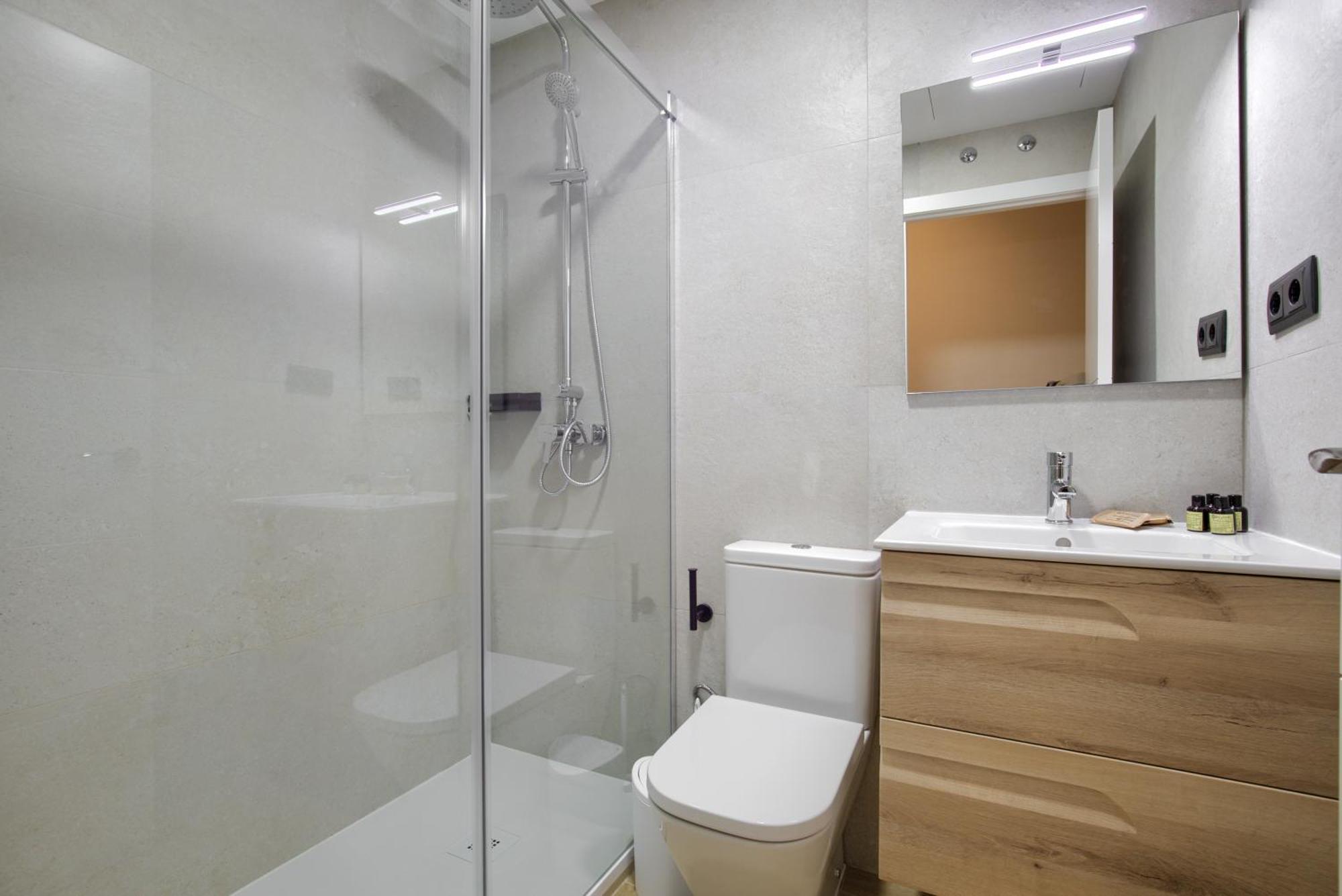 Dobo Madrid Murillo Chambre photo
