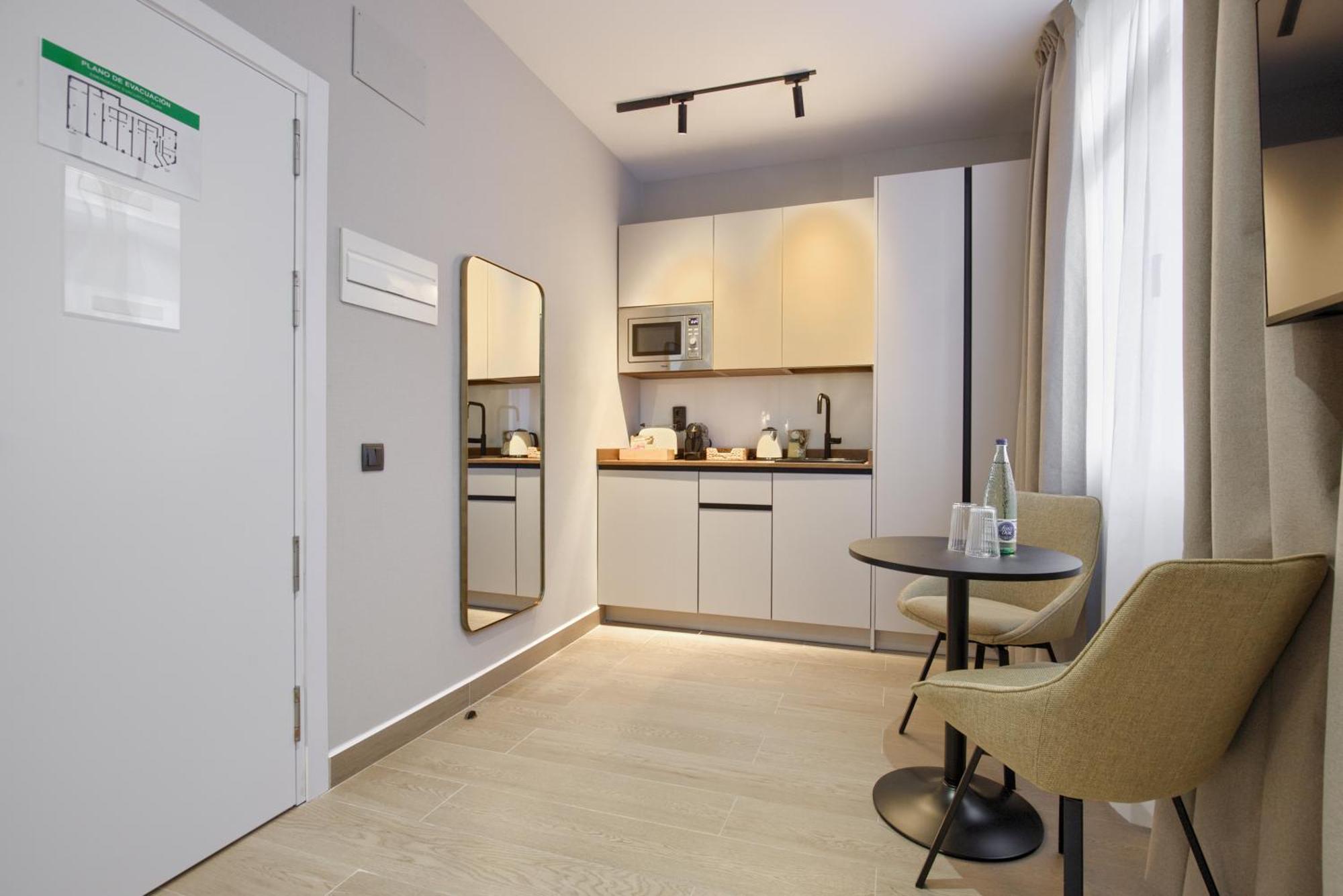 Dobo Madrid Murillo Chambre photo